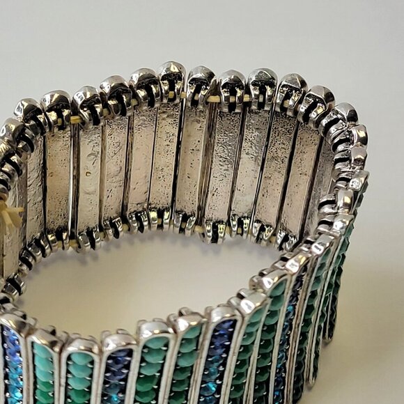 Blue Stretchable Bracelet - Picture 9 of 11